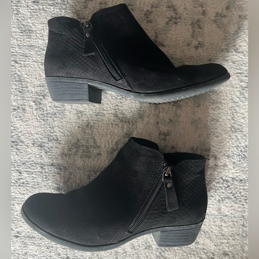 Arizona Jean Co. Women's Galen Black Block Heel Booties - Size 8.5